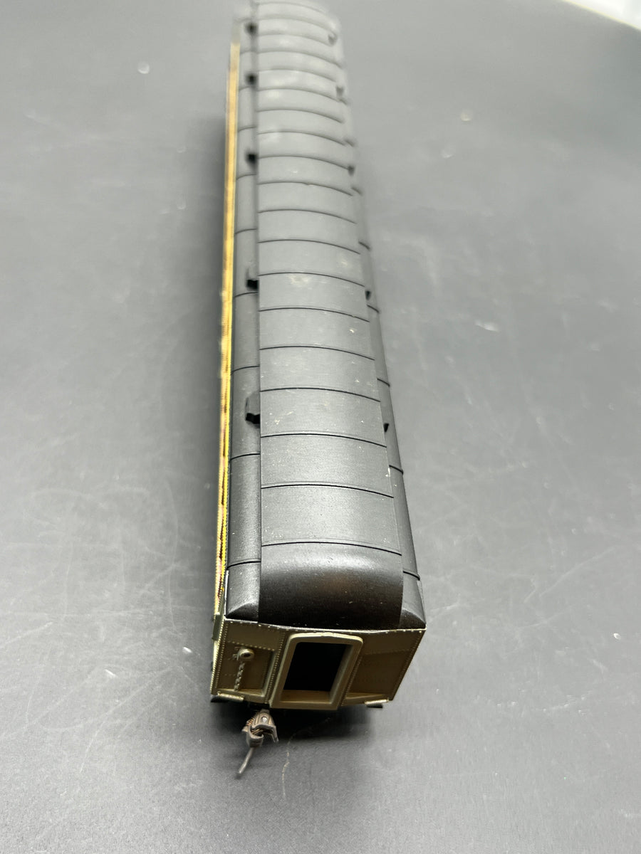 HO Scale Bargain Car Pack 53 Set of 1 Erie Lackawanna passenger car H