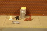 Bachmann 33157 CATS WITH GARBAGE CAN - O SCALE NEW