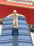 LIONEL POSTWAR 3424 BLUE WABASH BOXCAR OPERATING BRAKEMAN W/ FIGURE O SCALE Used as is Excellent Damaged Box