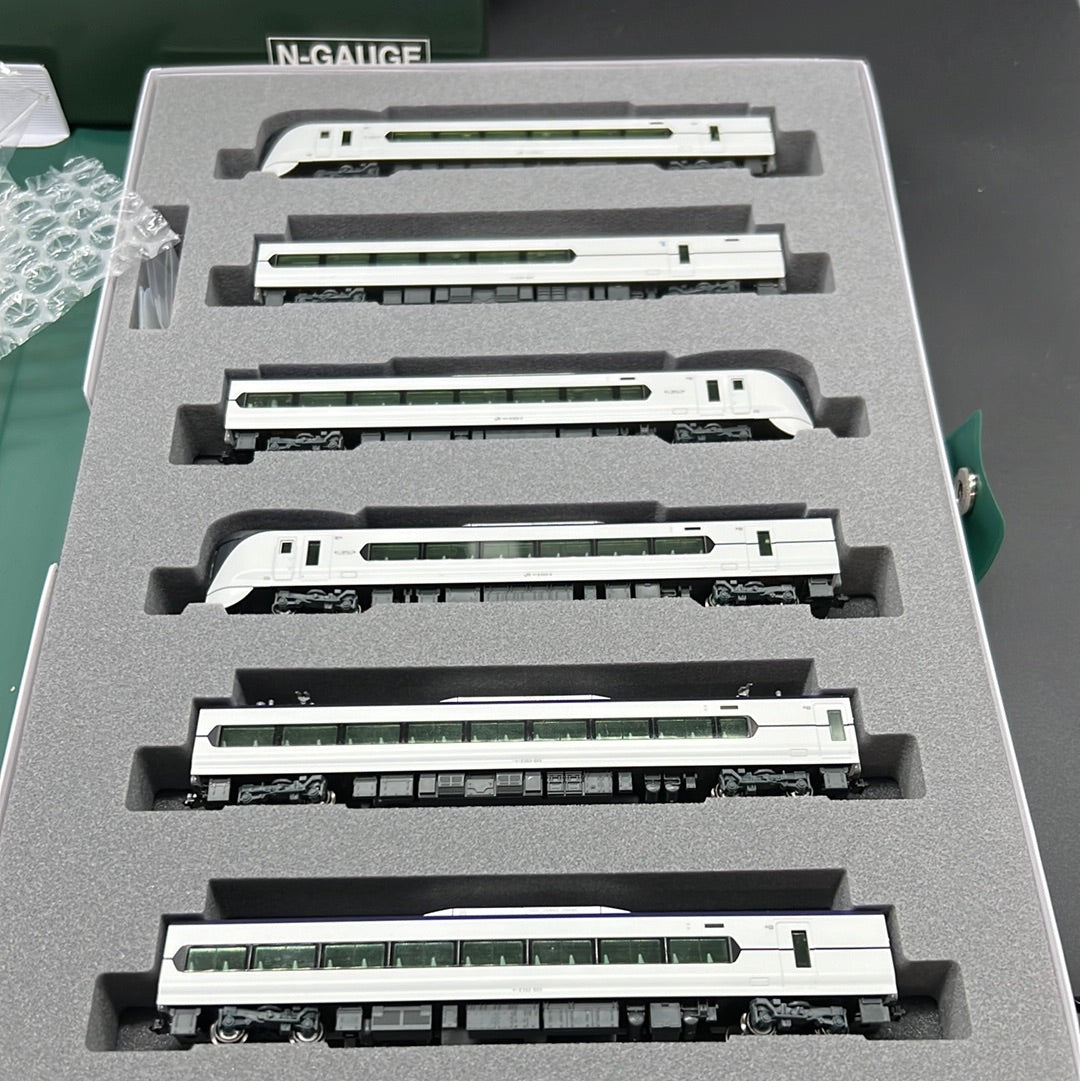Amazon.com: Kato N Gauge E353 System Azusa Maritime Included