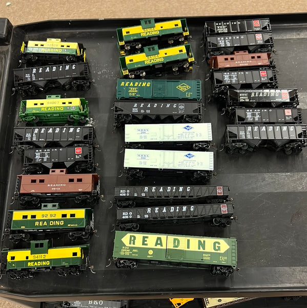 HO Scale Reading Freight Cars-- 3 to 4 Random Freight Cars with Kadee Couplers