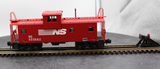 Atlas 0708-1 NORFOLK SOUTHERN Caboose EV #555682 O Scale Like New