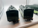 Williams Northern Pacific NP AA Set with 5 Passenger cars O SCALE Used Excellent