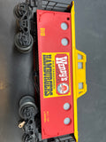 Lionel  6-6449 Wendy's Old Fashioned Hamburgers Red /Yellow caboose 027 O SCALE Used Excellent Damaged Box