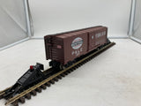 Menards 279-5798 O Pittsburgh and Lake Erie New York Central boxcar O SCALE NEW Damaged Box