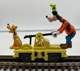 Lionel 6-18425 O gauge Disney Goofy and Pluto operating handcar hand car O scale NEW
