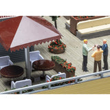Menards 279-5142 County Suites Hotel HO scale NEW