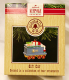 Hallmark Ornament 1991 Claus & Co RR set of 4 train ornaments plus display SZAZ