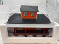 MTH Railking 30-90024 Thomas & Son's Feed Dry Goods Transfer Warehouse #Thomas & Son's Feed & Supply. O SCALE NEW