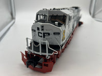 Lionel 2233621 CANADIAN PACIFIC VETERANS LEGACY SD90MAC #7022 O SCALE Like New