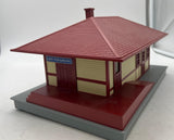 Lionel 2029260 Strasburg RR Station (East Strasburg) Plug Expand Play O SCALE Used Excellent No Box