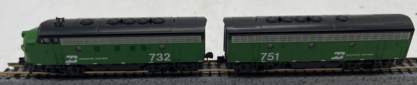 Kato 176-101, 176-213 Burlington Northern F7-A B (Set of 2) Diesel locomotives N Scale Like New horn untested
