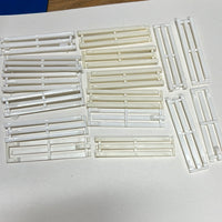 O Scale Plastic Fence Pack USED