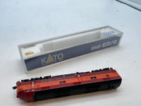 KATO 176-282 Southern Pacific Daylight EMD E8/9A #6053 Locomotive N Scale Used Excellent