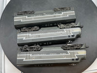 Lionel 6-8370, 6-8371 New York Central F3 AA & B Diesel Locomotives (Set of 3 pcs ) as is horn on B unit needs service O Scale Like New Damaged Box