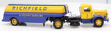 Corgi 51001 Mack Lj Semi With Skirted Tanker Richfield 1/50 SCALE NEW