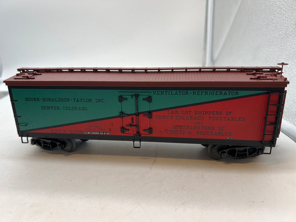 Atlas 8126-1 3-RAIL BOURK DONALDSON TAYLOR COLORADO 36 WOODSIDE BILLBOARD REEFER O SCALE Like New