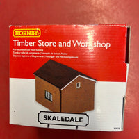 Hornby R9808 Timber Store and Workshop OO Gauge