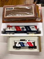HO Scale Bargain Engine 36: Tyco 244 Bicentennial Diesel Engine with Caboose Used VG