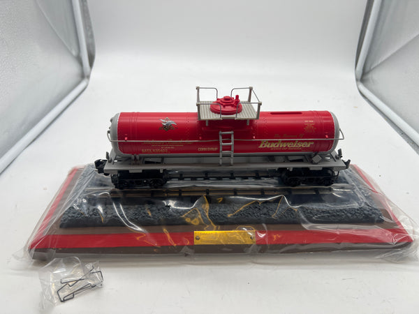 K-Line K-635402 Budweiser Anheuser Busch Tank Car Bank With Display Base O SCALE Like New