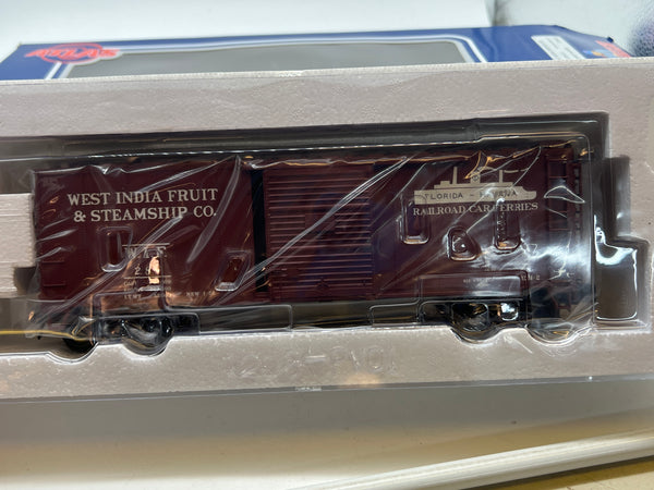 Atlas 0515-3  WEST INDIA FRUIT & STEAMSHIP CO. REEFER #281  3Rl O SCALE NEW