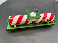 MTH Rugged Rails 33-7326 Christmas Tank Car in Candy Cane Santa's Peppermint O Scale NEW