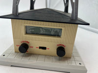 Lionel 6-32991 WLLC Radio-- AM/FM Radio Station Tower O SCALE Used Excellent
