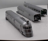 Con-Cor 001-008724 CHICAGO BURLINGTON & QUINCY Post WWII Pioneer Zephyr Diesel Train Set AND 0001-008723 4th Add On Car HO Scale Like New