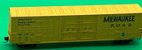 Micro-Trains 103040 Milwaukee Road  60' boxcar Excess height, waffle side, double plug doors  N SCALE Like New