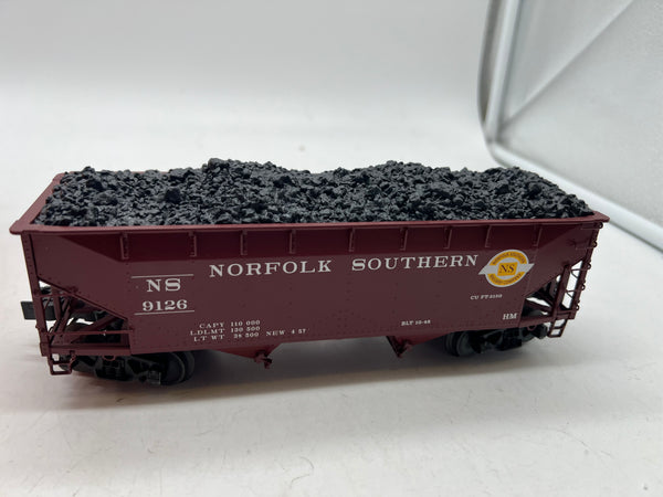 Lionel 2226062 Norfolk Southern NS Die-cast AAR 2-Bay Hopper O SCALE Like New