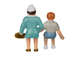 Lionel 1957200 Sitting with benches and dog Figures HO Scale  NEW