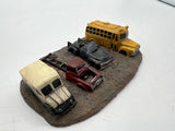 Walthers 933-3639 Junkyard Truck Row #933-3639 HO SCALE Used Excellent No Box