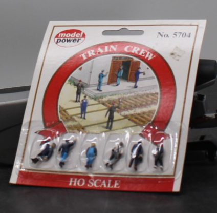 Model Power #5704 railroad personnel FIGURES 6 train crew HO SCALE NEW