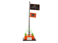 Lionel 2129230 HALLOWEEN FLAGPOLE limited O SCALE NEW