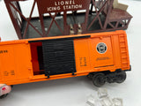 Lionel 6-2306 operating icing station and Pacific Fruit Express ice car O SCALE Used as is Damaged Box