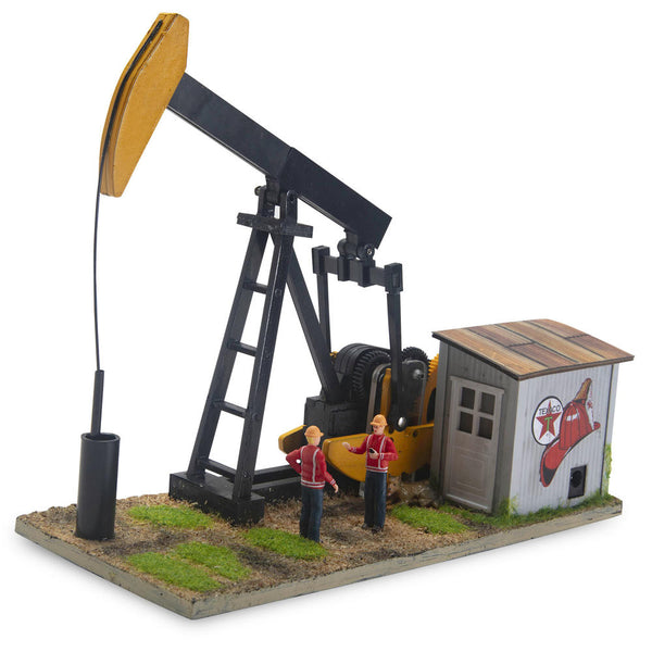 Menards 2759394 Texaco Beam Pump Animated Oil Pump with Moving Arm and Building O Scale NEW