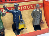 LIONEL PREWAR 550 1930S RAILROAD FIGURES (SET OF 6) STANDARD GAUGE Used Excellent porter missing one bag