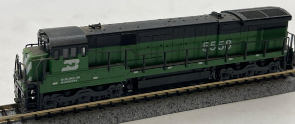 Kato 176-304  Burlington Northern C30-7 Diesel Locomotive #5558 N SCALE Used Excellent