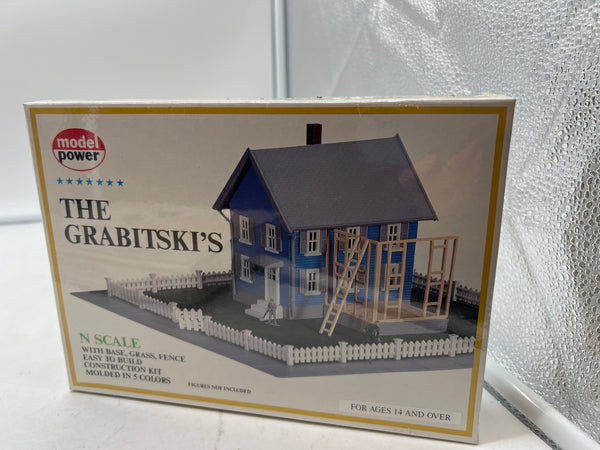 MODEL POWER 1554 THE GRABITSKIS HOUSE BUILDING KIT N SCALE  NEW