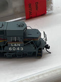 Walthers Lifelike 920-75005 LOUISVILLE & NASHVILLE L&N EMD GP38-2 Gray/Yellow/Red 6043 N Scale Like New