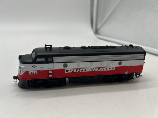 Athearn RND82074  Western Maryland  WM Red/ White/ Black F7a diesel locomotive HO SCALE Like New