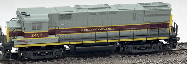 Kato Erie Lackawanna Diesel Locomotive 2457 HO SCALE Like New No Box