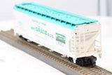 AHM 52102 W.R Grace & Co. 4 Bay Closed Hopper  HO SCALE Like New