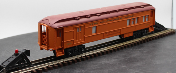 Lionel 6-9506  5946713 Chicago Milwaukee St Paul & Pacific Combine Car O SCALE Used Excellent