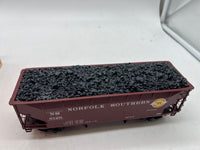 Lionel 2226062 Norfolk Southern NS Die-cast AAR 2-Bay Hopper O SCALE Like New