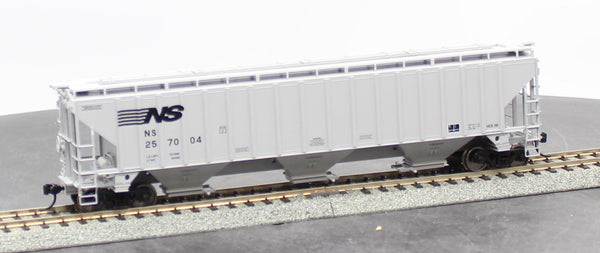 Walthers 910-49045 NORFOLK SOUTHERN 57' Trinity 4750 3-Bay Covered Hopper Mainline #257004 HO Scale NEW