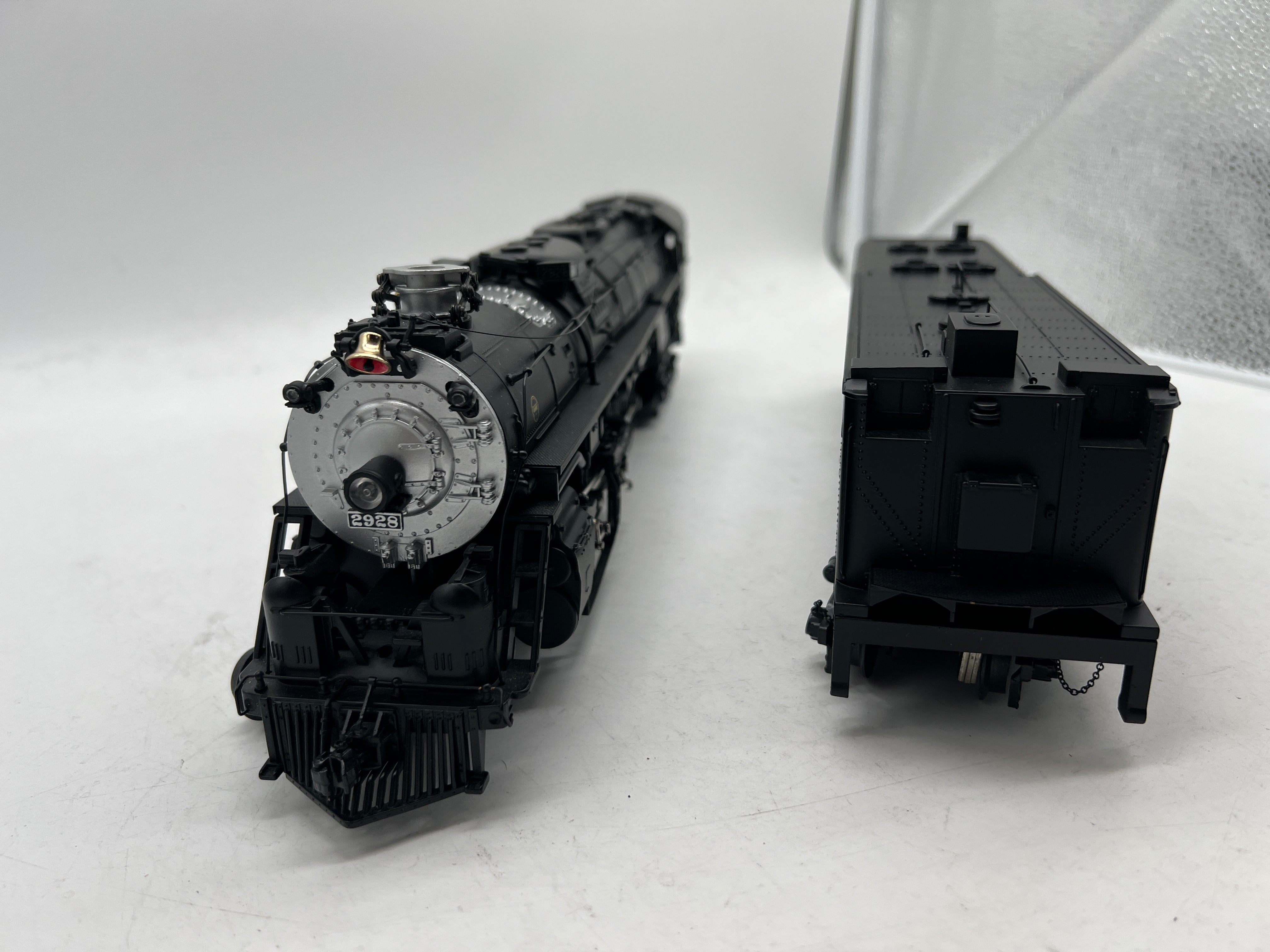 MTH Premier 20-3670-1 Santa Fe 4-8-4 Northern Steam Engine with Proto-