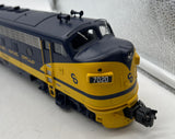 Atlas 30138098 Chesapeake & Ohio C&O Phase 1 early unpowered F7A locomotive  O SCALE Like New