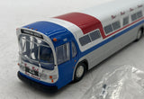 Corgi US54313 GM FISHBOWL NEW YORK BUS SERVICE NEW YORK USA 1/50 SCALE Like New