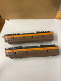 HO Scale Bargain Engine 49 Illinois Central Set of 2 Diesel Engines 1 Pwd 1 NonPwd Used Good